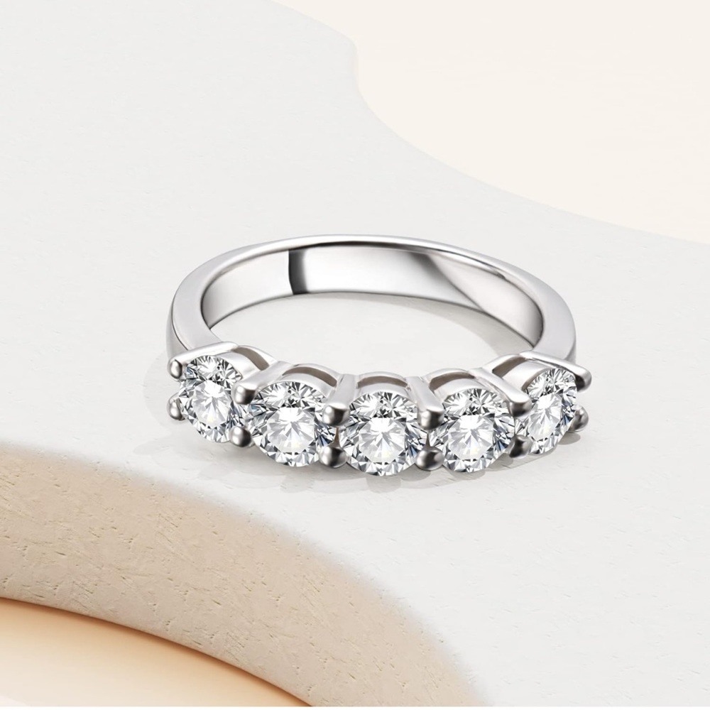 5 Stone 1.5ct Mojssanite Wedding Band Ring sterling silver